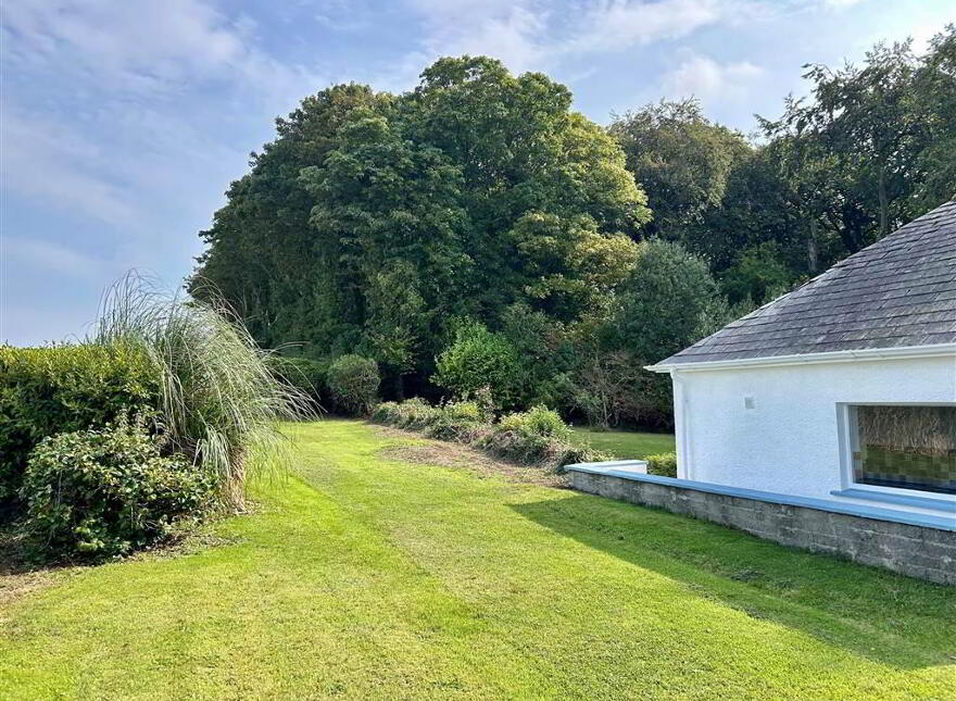 20 Ballyalloly Road, Off Hillsborough Road, Comber, BT23 5PN