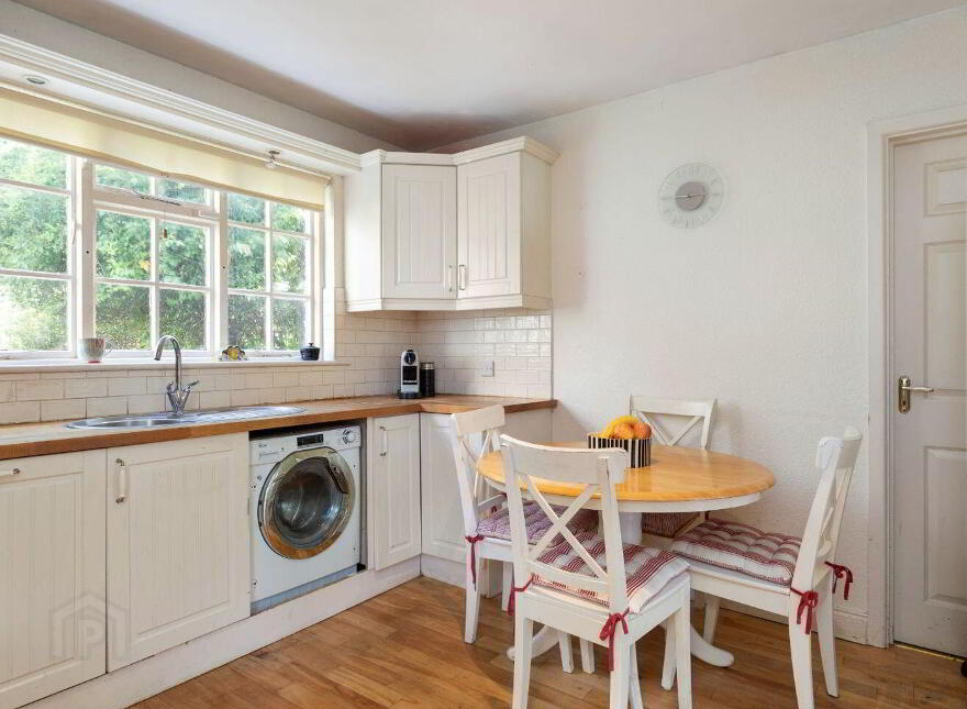 97 Rowanbyrn, Blackrock, Blackrock, A94HY22