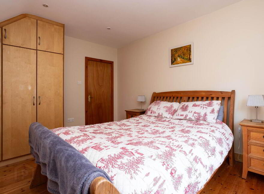 4 Glenard, Castletownshend, P81RF86