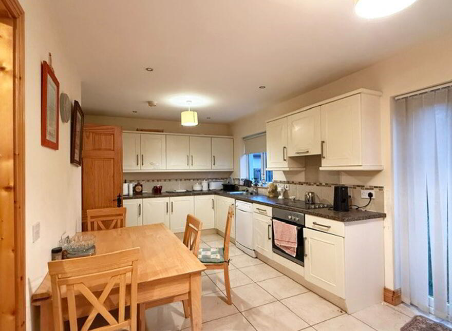 43 Oakfield Close, Buncrana, F93D6K7
