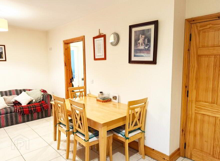 43 Oakfield Close, Buncrana, F93D6K7