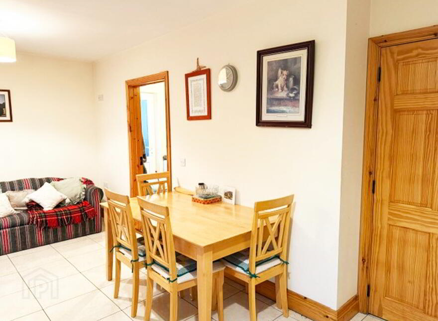 43 Oakfield Close, Buncrana, F93D6K7