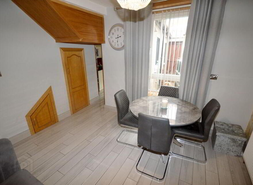 2 Albert Terrace, Main Street, Lifford, F93V2YH