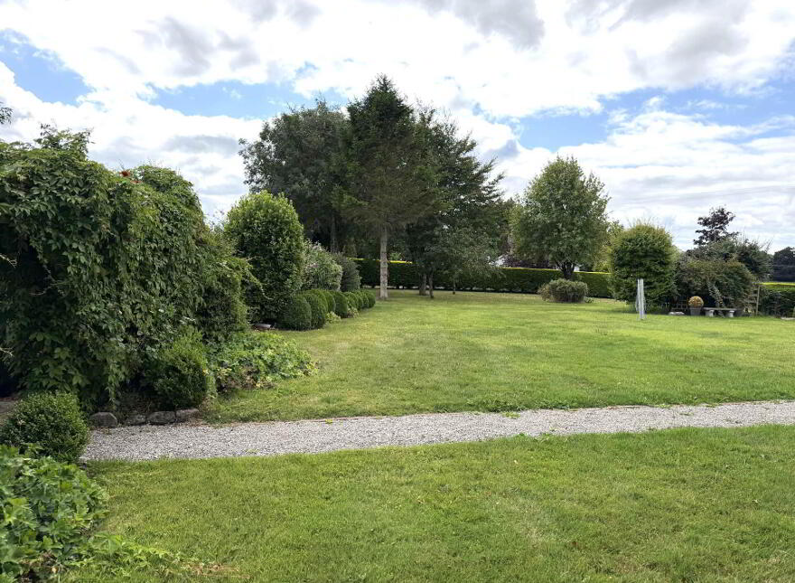 Lacka, Carrig, Birr, R42TN93