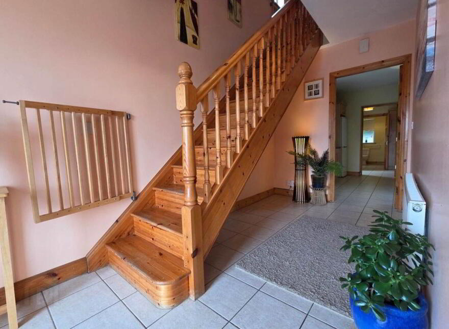 4 Dudley Heights, Glenamaddy, F45K030