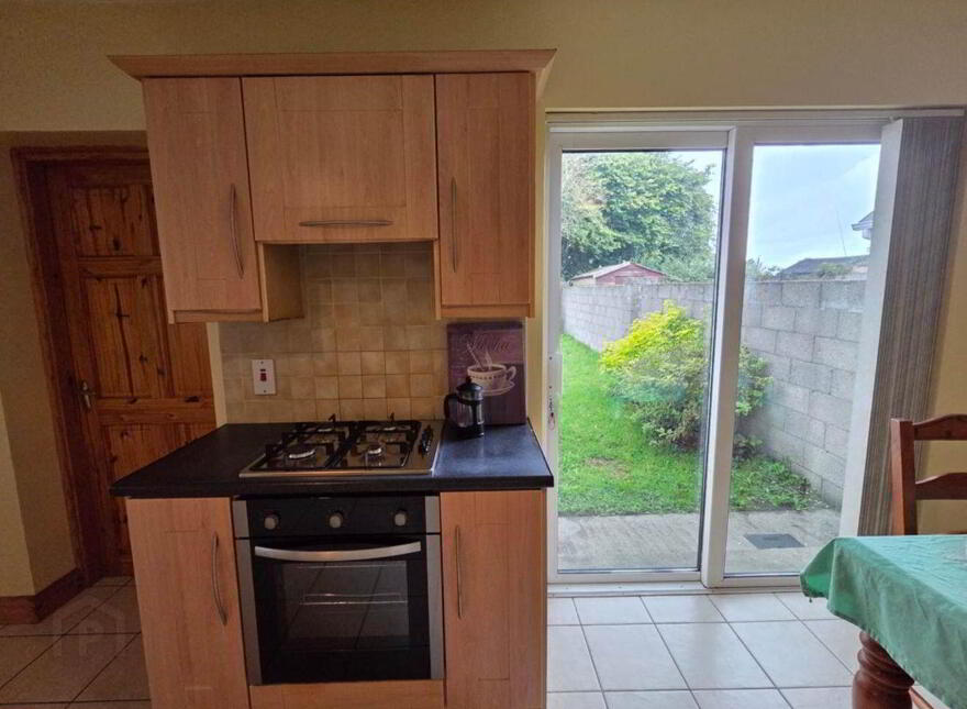 4 Dudley Heights, Glenamaddy, F45K030