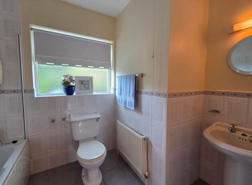 4 Dudley Heights, Glenamaddy, F45K030
