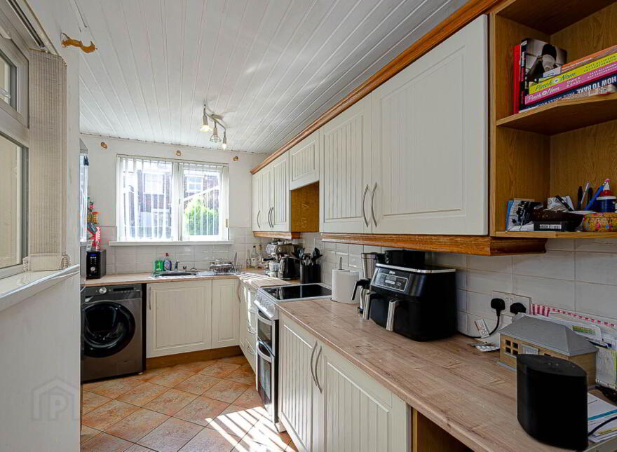 37 Loopland Road, Cregagh, Belfast, BT6 9EA photo 3