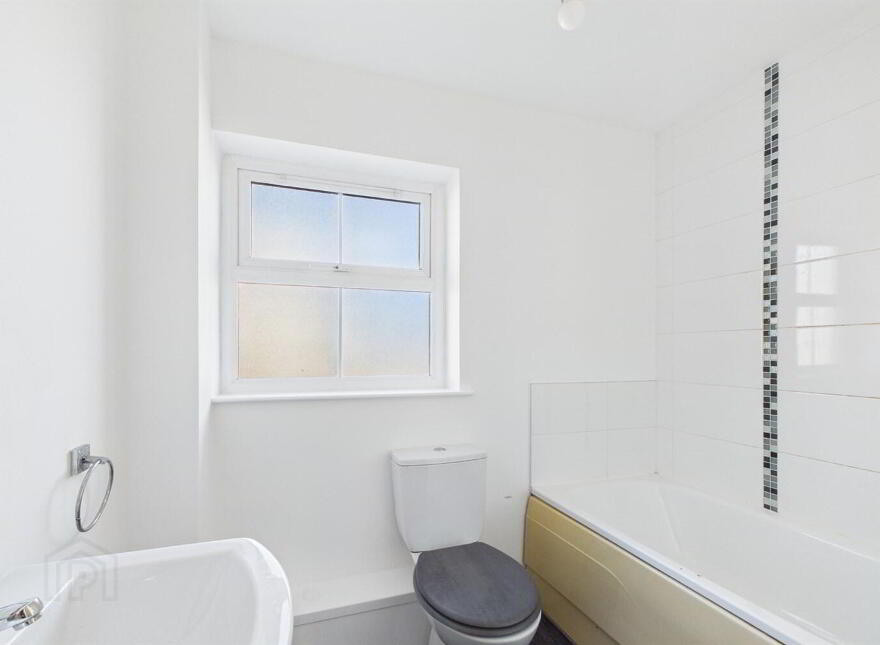 199 Linen Crescent, Bangor, BT19 7JT