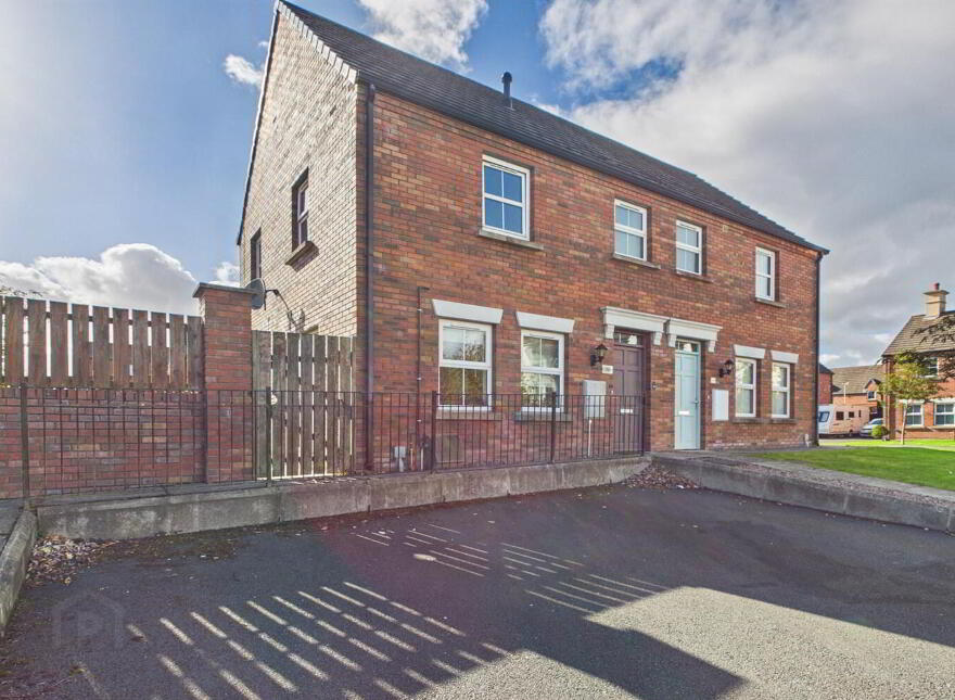 199 Linen Crescent, Bangor, BT19 7JT