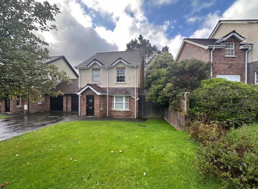 114 Mount Eagles Avenue, Dunmurry, Belfast, BT17 0GN