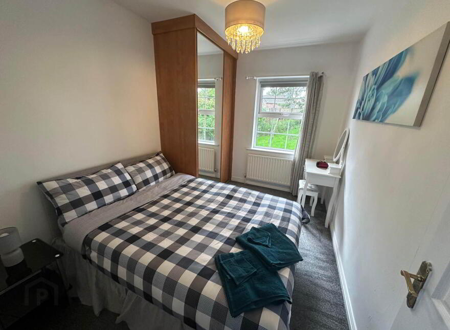 114 Mount Eagles Avenue, Dunmurry, Belfast, BT17 0GN