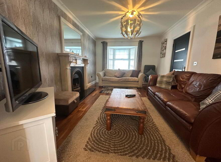 114 Mount Eagles Avenue, Dunmurry, Belfast, BT17 0GN