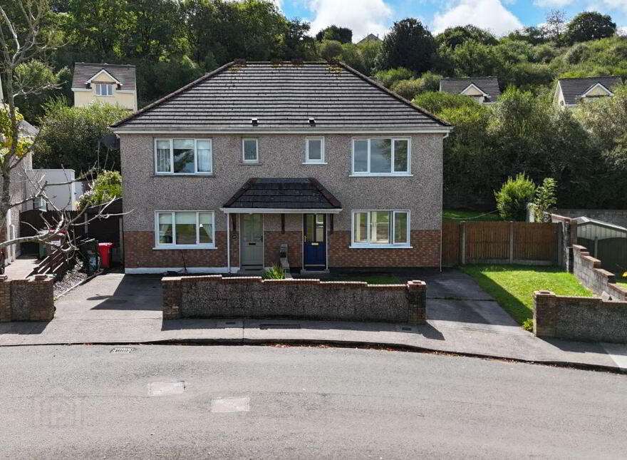 21 Pembroke Crescent, Pembroke Wood, Passage West, T12FNE6
