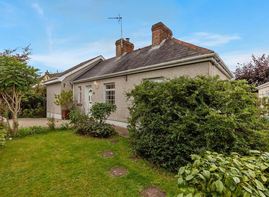 223 Listooder Road, Saintfield, Ballynahinch, BT24 7JA