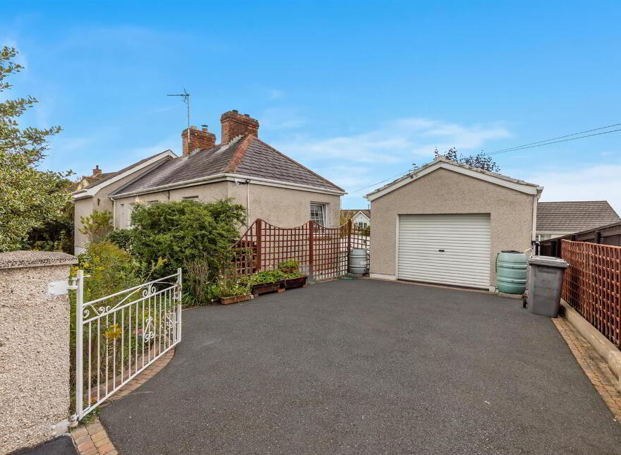 223 Listooder Road, Saintfield, Ballynahinch, BT24 7JA