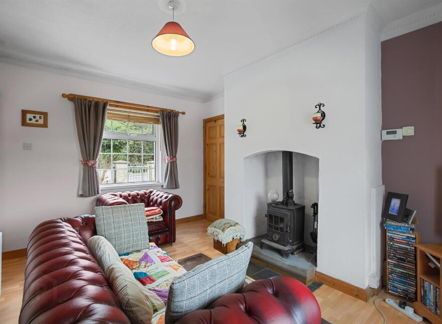 223 Listooder Road, Saintfield, Ballynahinch, BT24 7JA