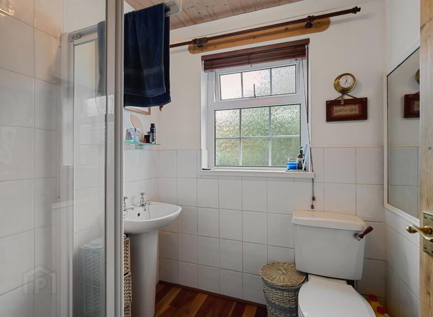223 Listooder Road, Saintfield, Ballynahinch, BT24 7JA