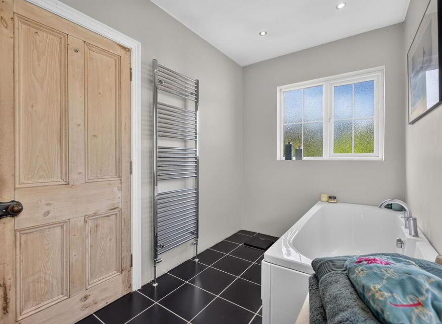 4 The Village, Templepatrick, Ballyclare, BT39 0AA