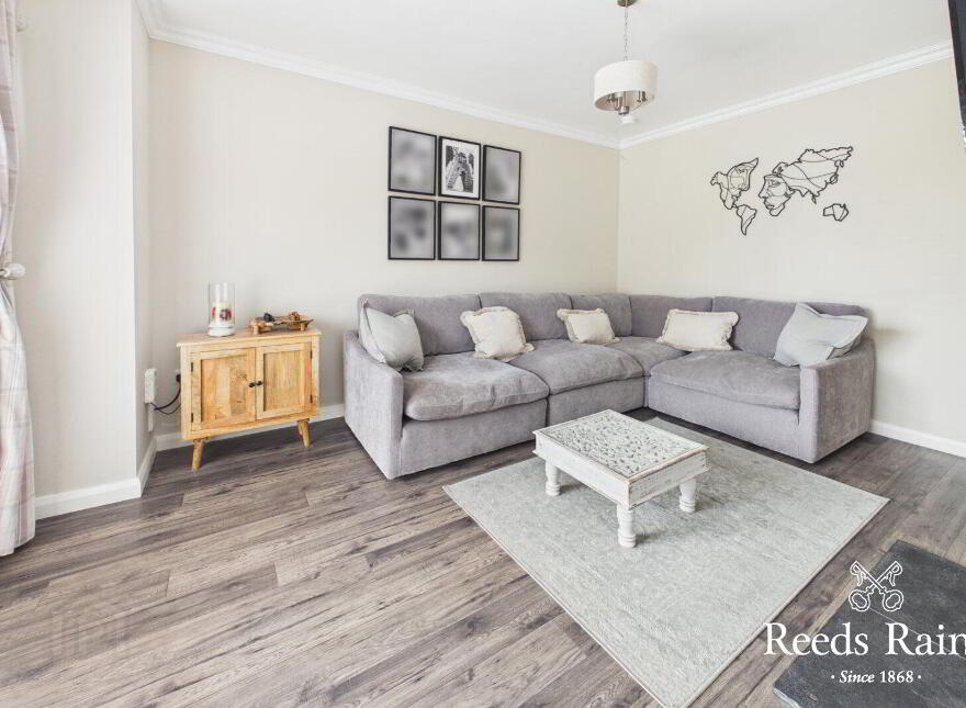 42 Balmoral Road, Bangor, BT19 7XA