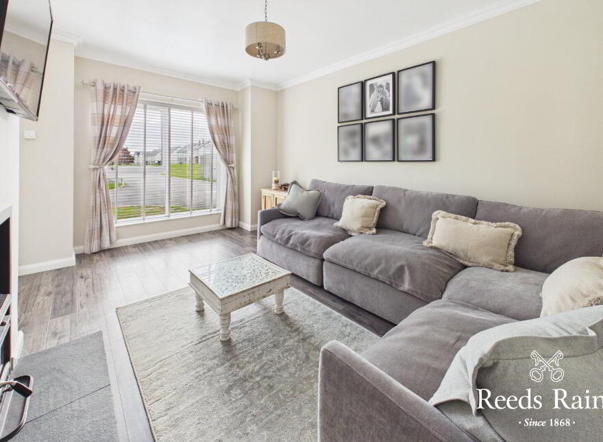 42 Balmoral Road, Bangor, BT19 7XA