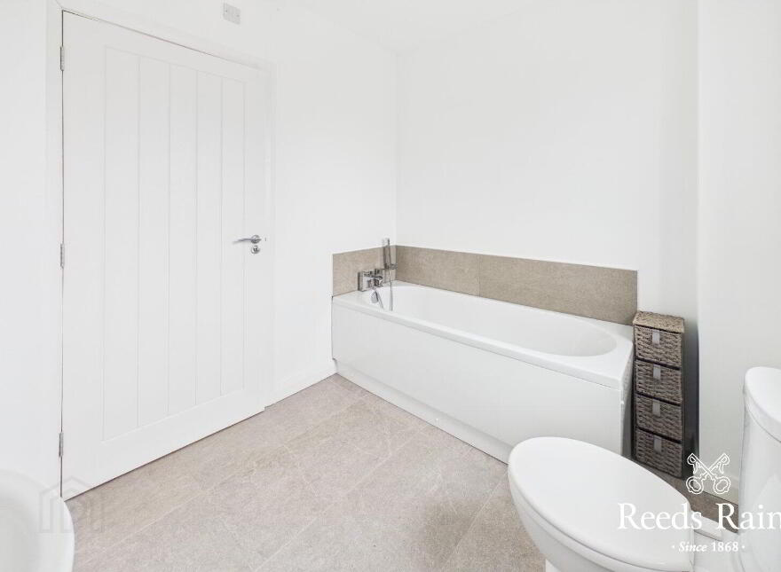 42 Balmoral Road, Bangor, BT19 7XA