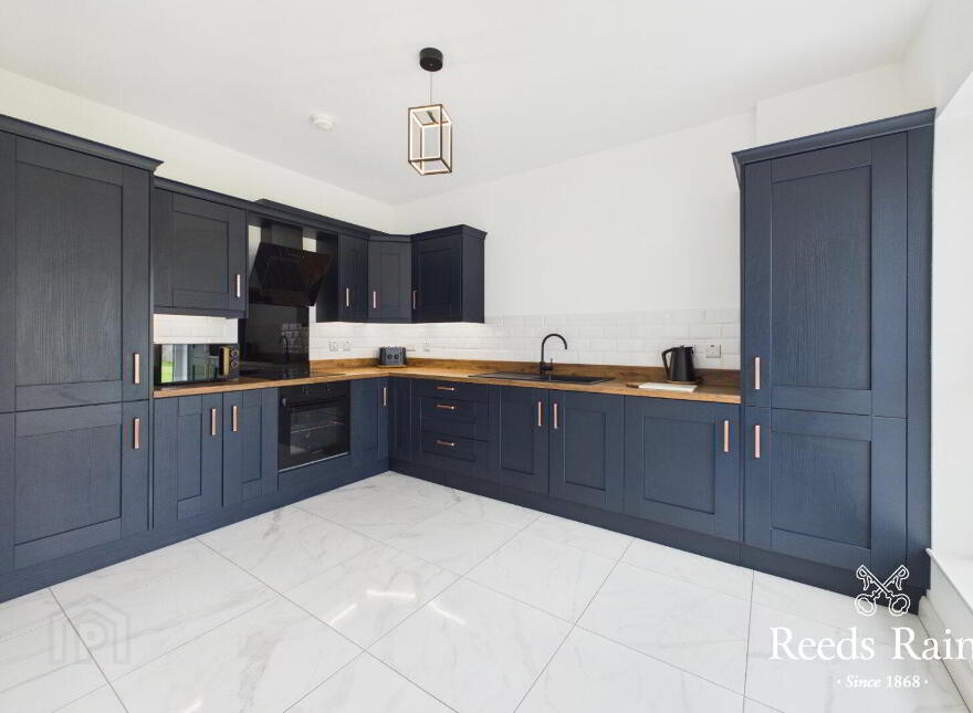 42 Balmoral Road, Bangor, BT19 7XA