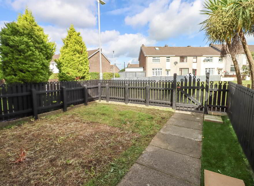 50 Leven Park, Dundonald, Belfast, BT5 7JA