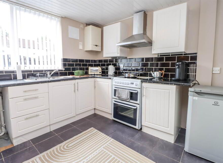 50 Leven Park, Dundonald, Belfast, BT5 7JA