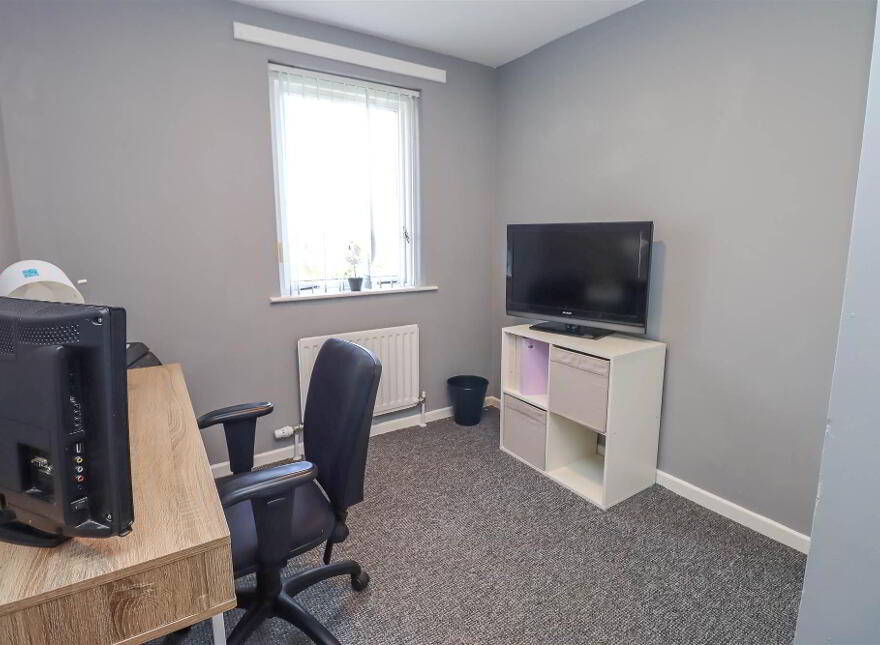 50 Leven Park, Dundonald, Belfast, BT5 7JA