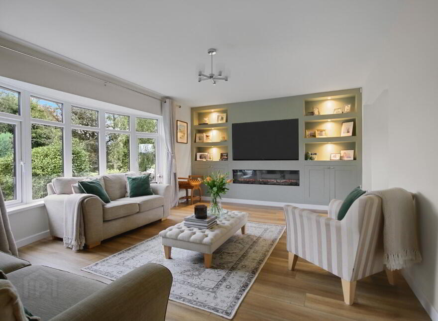 74 Deramore Park South, Belfast, BT9 5JY