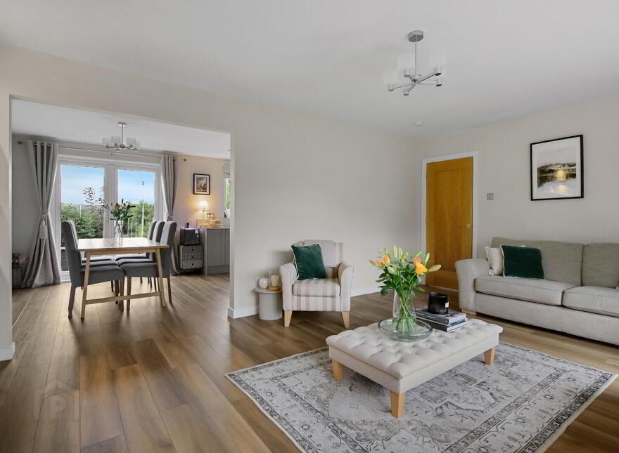 74 Deramore Park South, Belfast, BT9 5JY