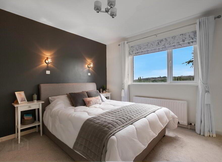 74 Deramore Park South, Belfast, BT9 5JY
