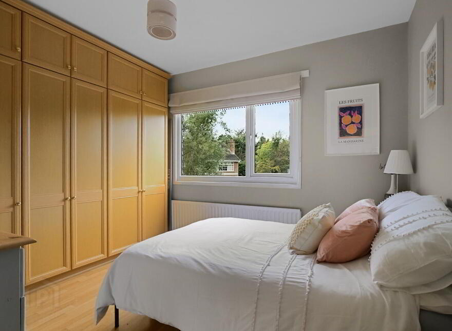 74 Deramore Park South, Belfast, BT9 5JY
