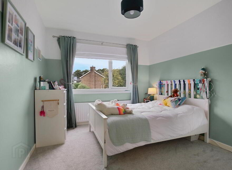 74 Deramore Park South, Belfast, BT9 5JY