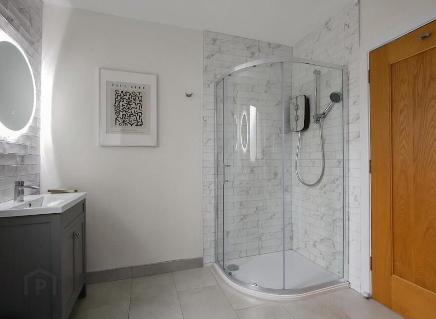 74 Deramore Park South, Belfast, BT9 5JY