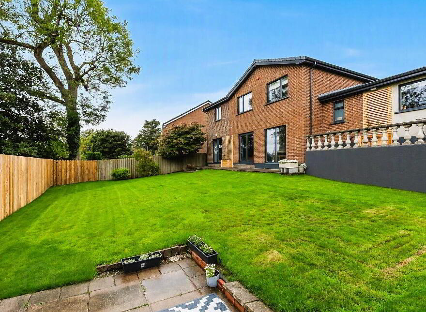 74 Deramore Park South, Belfast, BT9 5JY