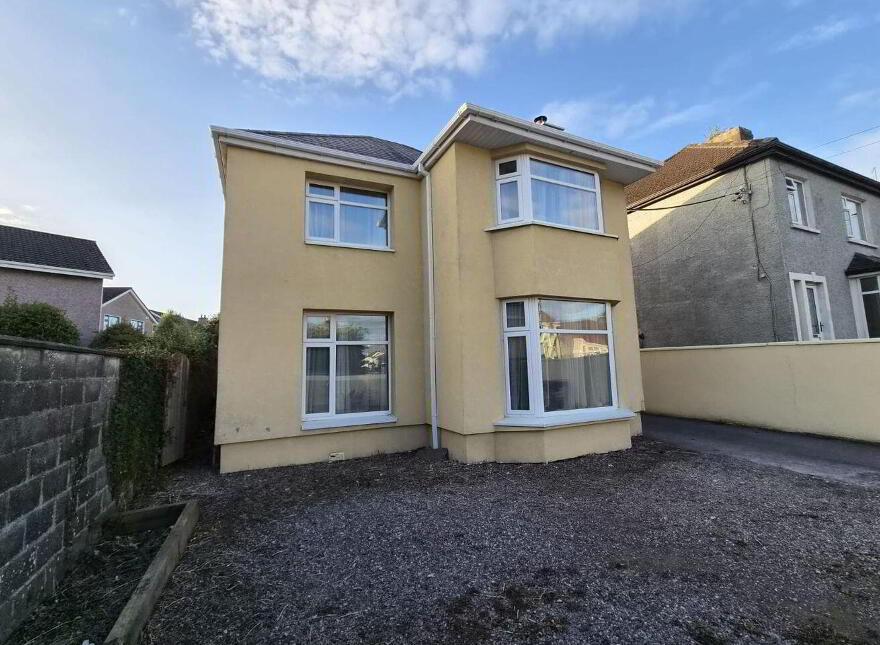 Gurteen Rue House, Glasheen Road, Glasheen, T12E6R5 photo