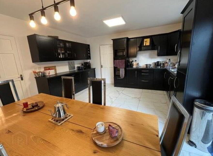 22 Wood Green, Forest Park, Dromahair, F91D8Y0