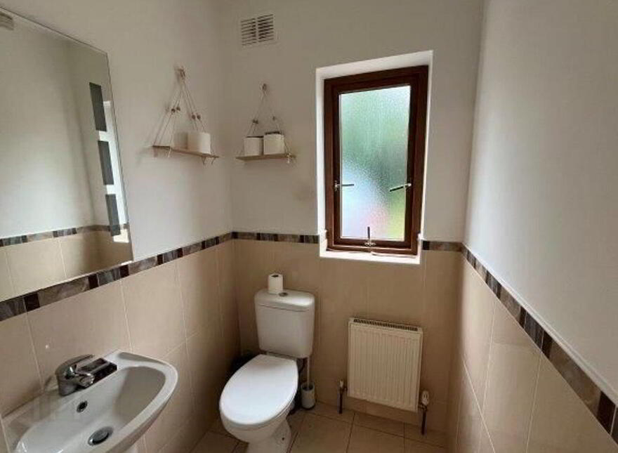 22 Wood Green, Forest Park, Dromahair, F91D8Y0