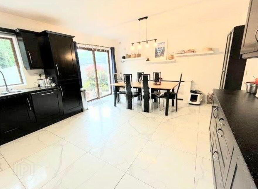 22 Wood Green, Forest Park, Dromahair, F91D8Y0