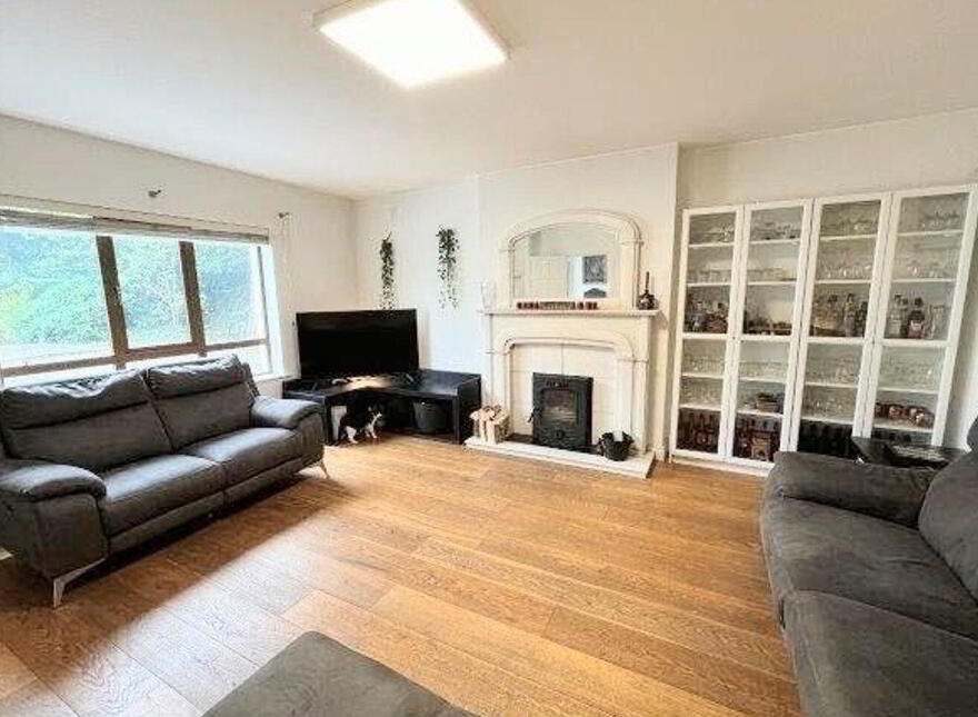 22 Wood Green, Forest Park, Dromahair, F91D8Y0