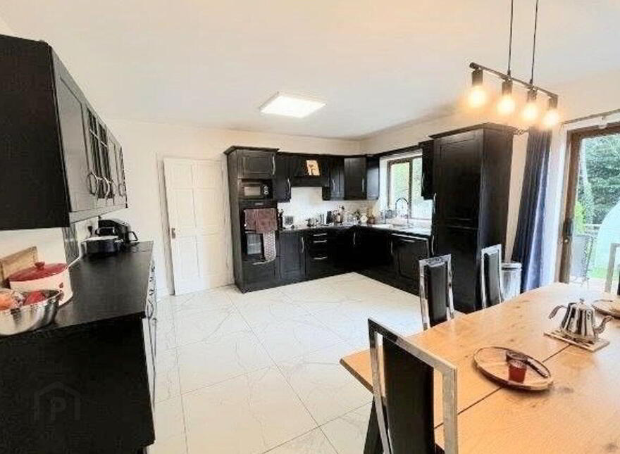 22 Wood Green, Forest Park, Dromahair, F91D8Y0