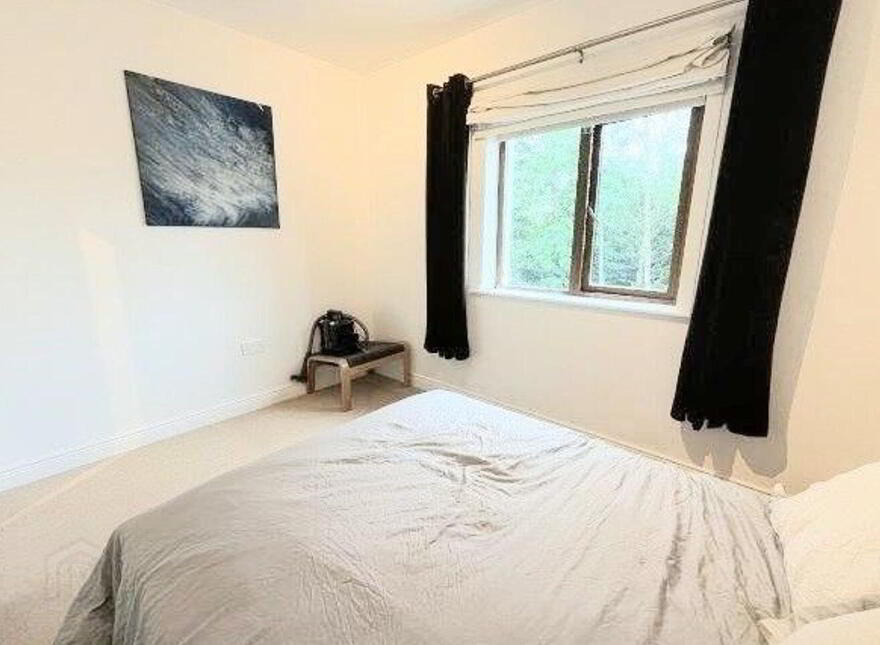 22 Wood Green, Forest Park, Dromahair, F91D8Y0
