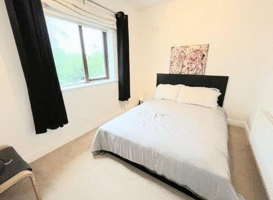 22 Wood Green, Forest Park, Dromahair, F91D8Y0