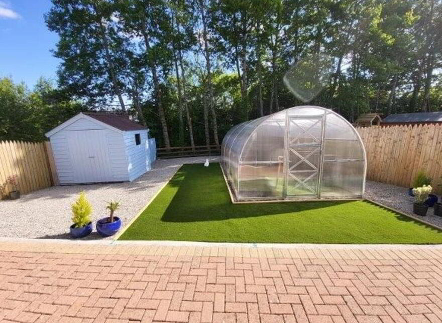 22 Wood Green, Forest Park, Dromahair, F91D8Y0