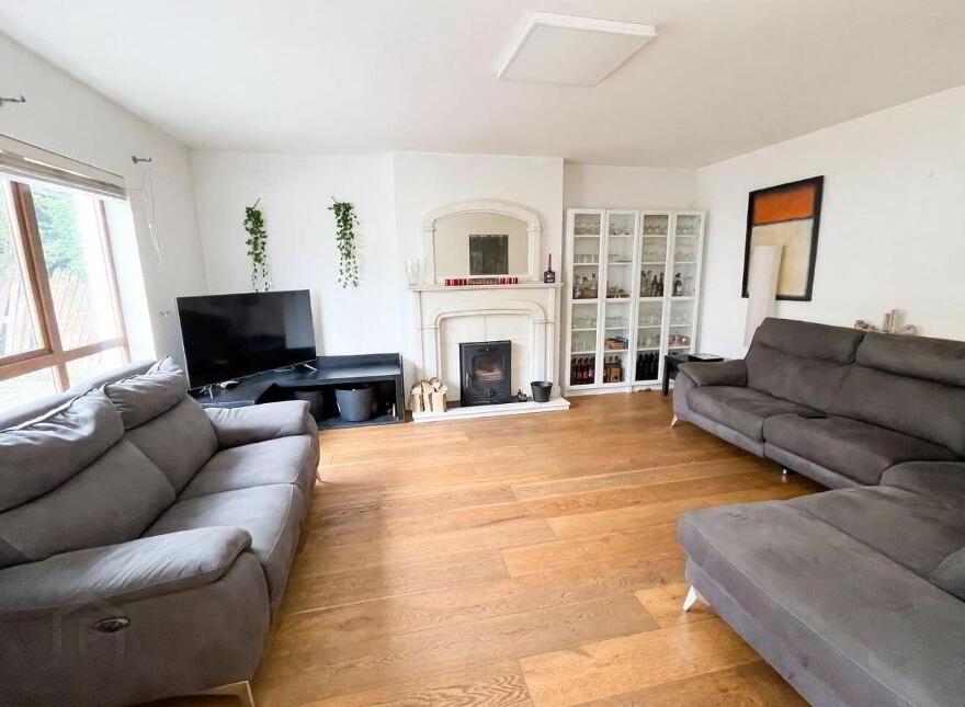 22 Wood Green, Forest Park, Dromahair, F91D8Y0