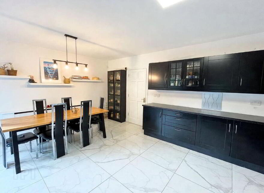 22 Wood Green, Forest Park, Dromahair, F91D8Y0