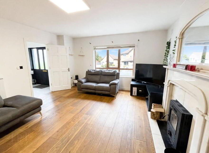 22 Wood Green, Forest Park, Dromahair, F91D8Y0