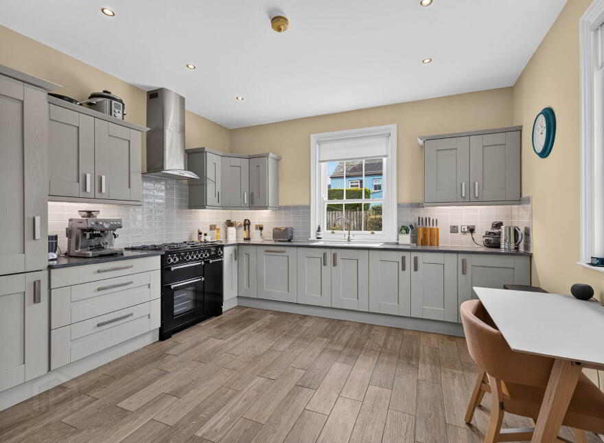 37 Kildare Park, Strangford, BT30 7GY